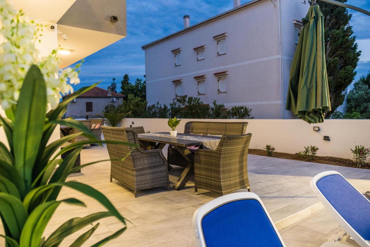 Villa Jana Luxury Apartments Novalja Eksteriør billede