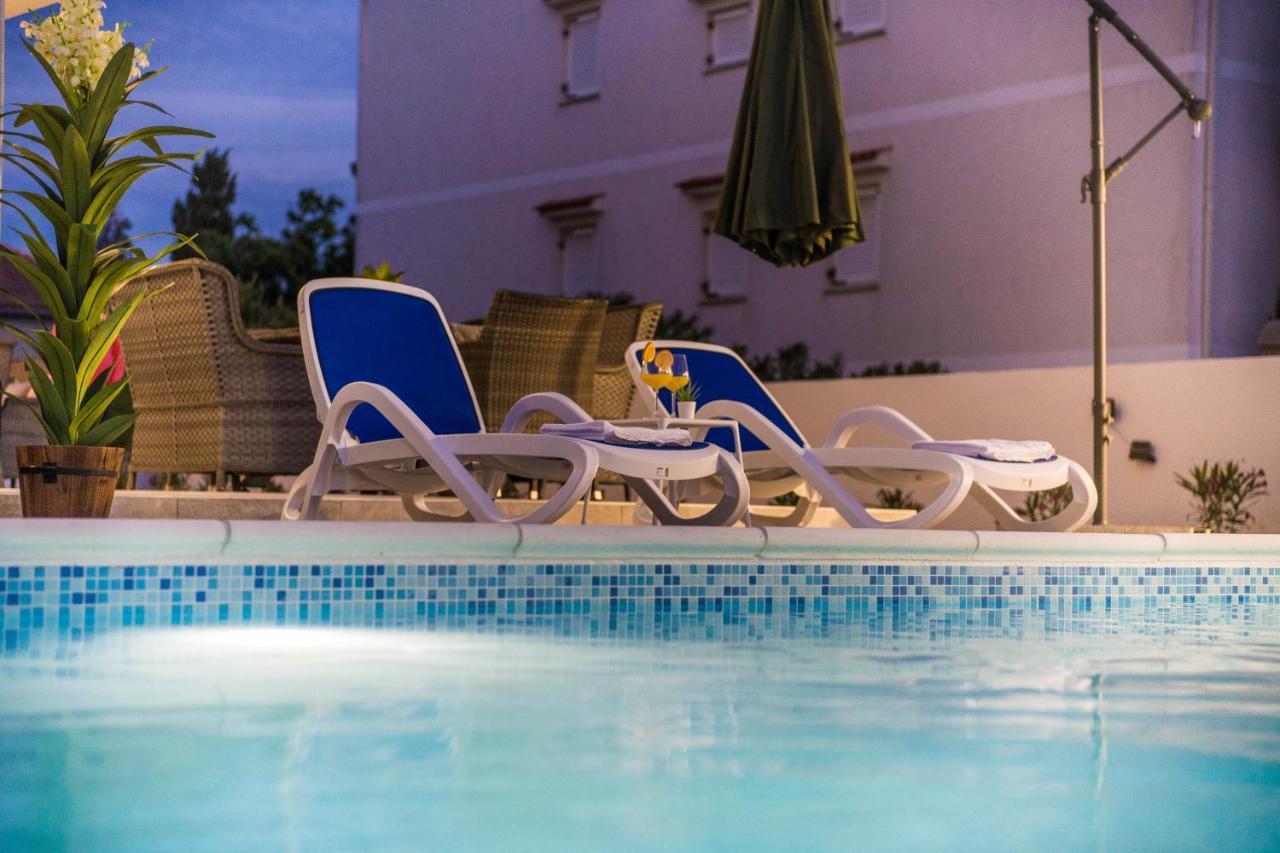 Villa Jana Luxury Apartments Novalja Eksteriør billede