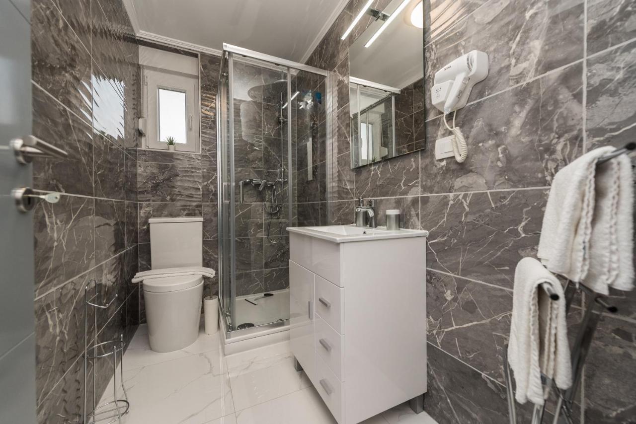Villa Jana Luxury Apartments Novalja Eksteriør billede